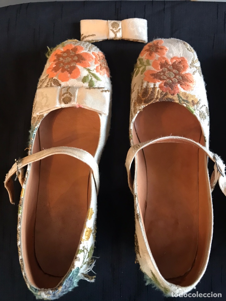 Antig&uuml;edades: Zapatos espolin - Foto 2