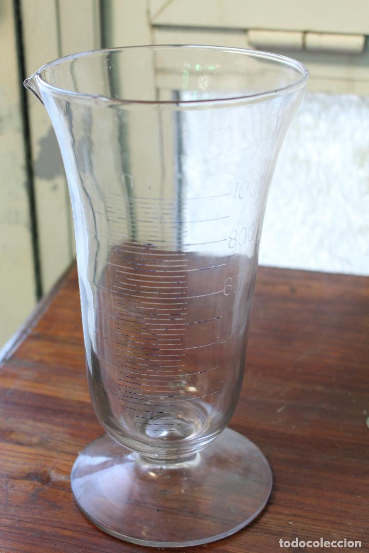 antiguo vaso medidor de cristal - grabado - lab - Compra venta en
