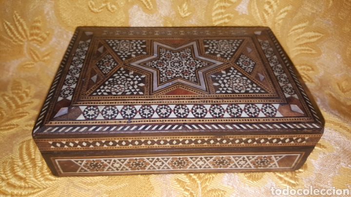 Antig&uuml;edades: CAJA CON DECORACIONES DE INFLUENCIA &Aacute;RABE - Foto 19