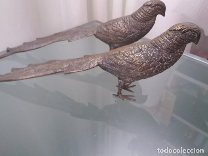 Antig&uuml;edades: PAREJA P&Aacute;JAROS METAL - Foto 1