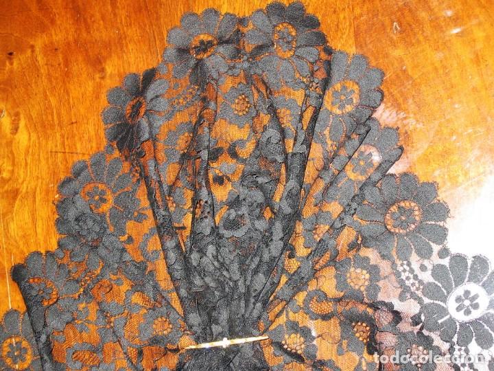 Antig&uuml;edades: IMPORTANTE MANTILLA DE BLONDA, RECTANGULAR ,DE TUL Y SEDA, ANTIGUA - Foto 3