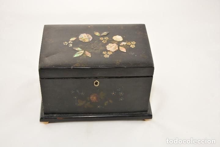 caja fuerte pequeña siglo 19 inglesa - Compra venta en todocoleccion