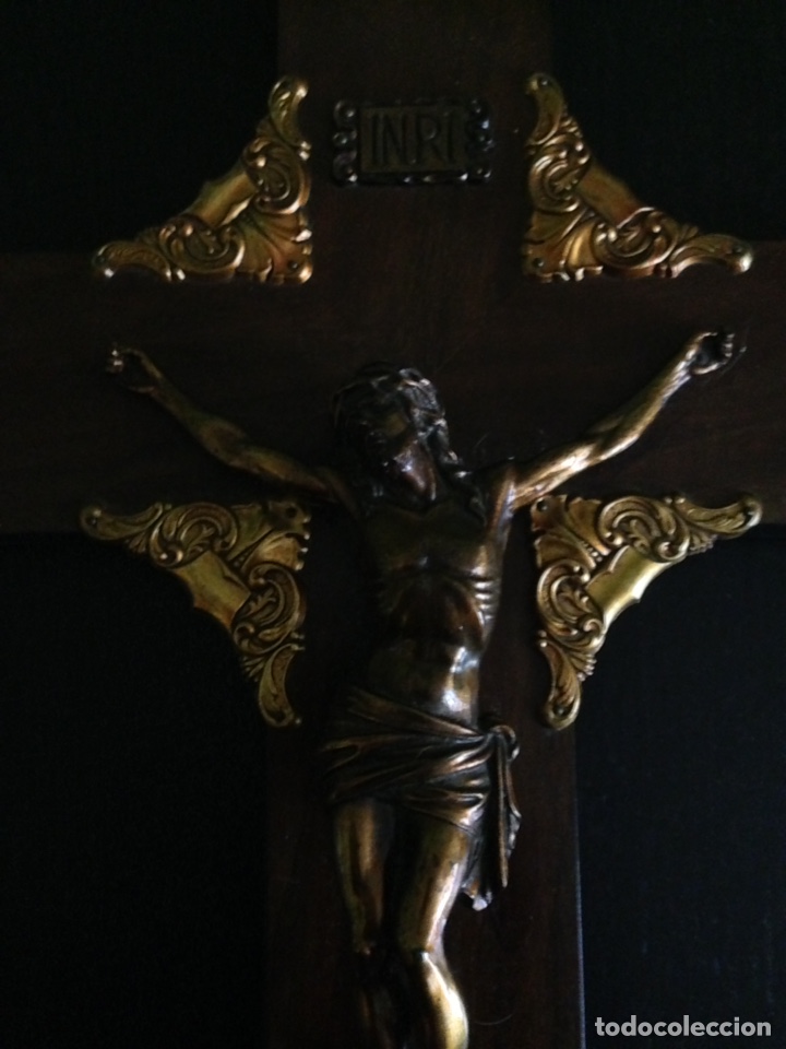 Antig&uuml;edades: Cruzifijo madera y bronze - Foto 5