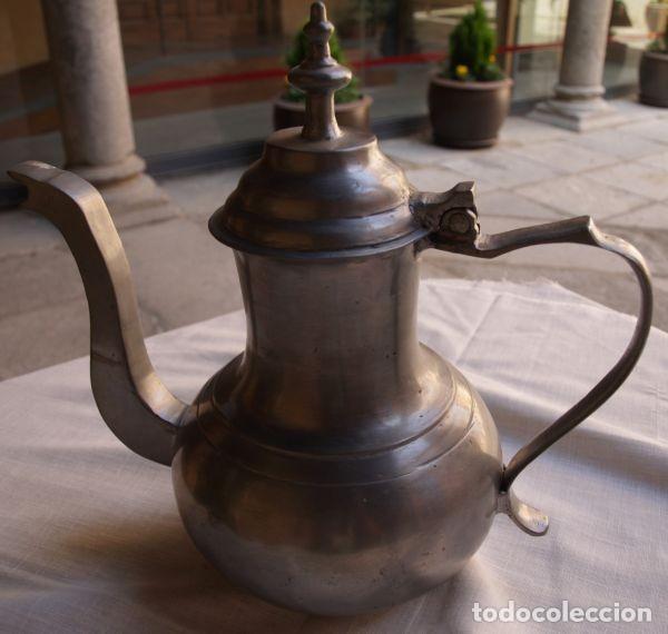 Antig&uuml;edades: Tetera de esta&ntilde;o - Foto 1