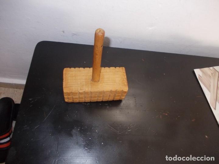 Antig&uuml;edades: macha de madera - Foto 2