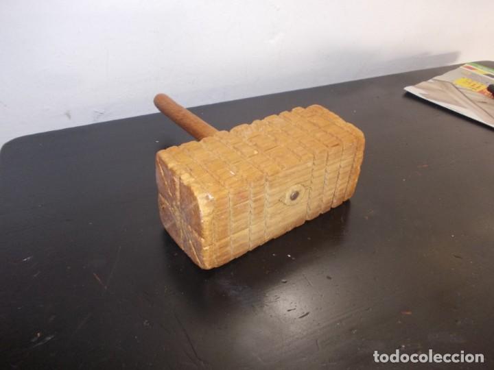 Antig&uuml;edades: macha de madera - Foto 3