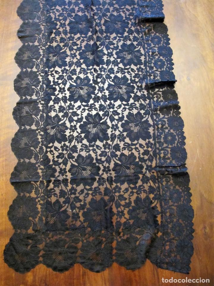 Antig&uuml;edades: MANTILLA NEGRA RECTANGULAR, PRINCIPIOS SIGLO XX - Foto 2