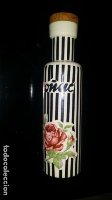 Antig&uuml;edades: BOTELLA CO&Ntilde;AC CERAMICA MARCA HISPANIA - Foto 1
