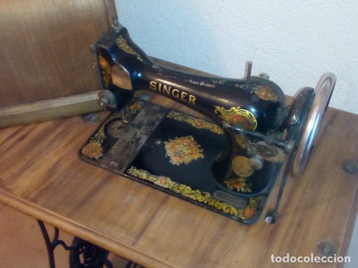 Antig&uuml;edades: Maquina coser Singer - Foto 5