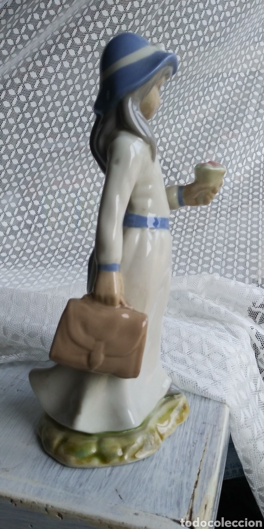 Antig&uuml;edades: Figura porcelana ( quart 5 ) - Foto 8