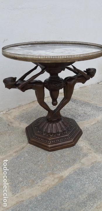 Antig&uuml;edades: Antig&uuml;a mesa de bronce y marmol - Foto 2