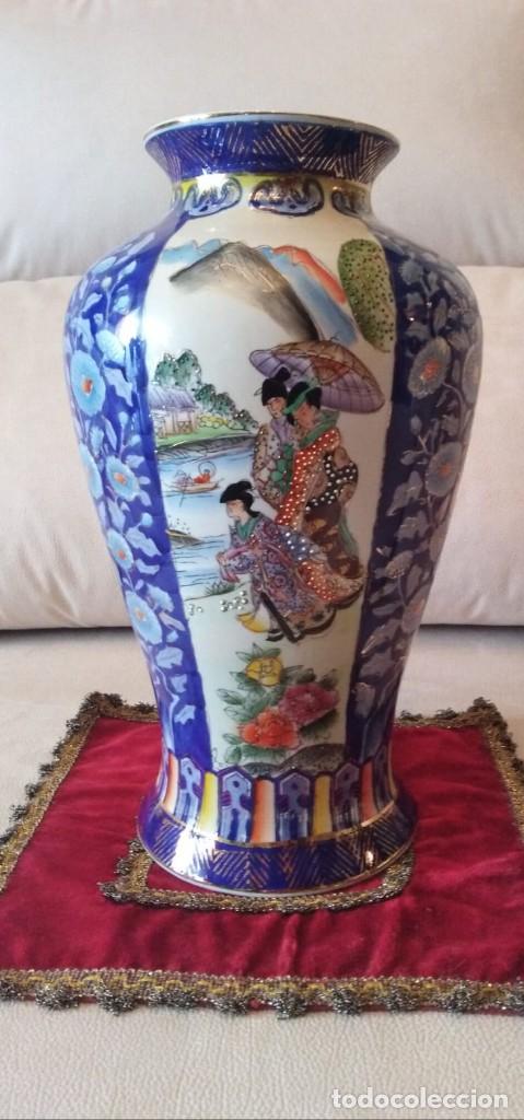 Antig&uuml;edades: Jarr&oacute;n de porcelana - Foto 1