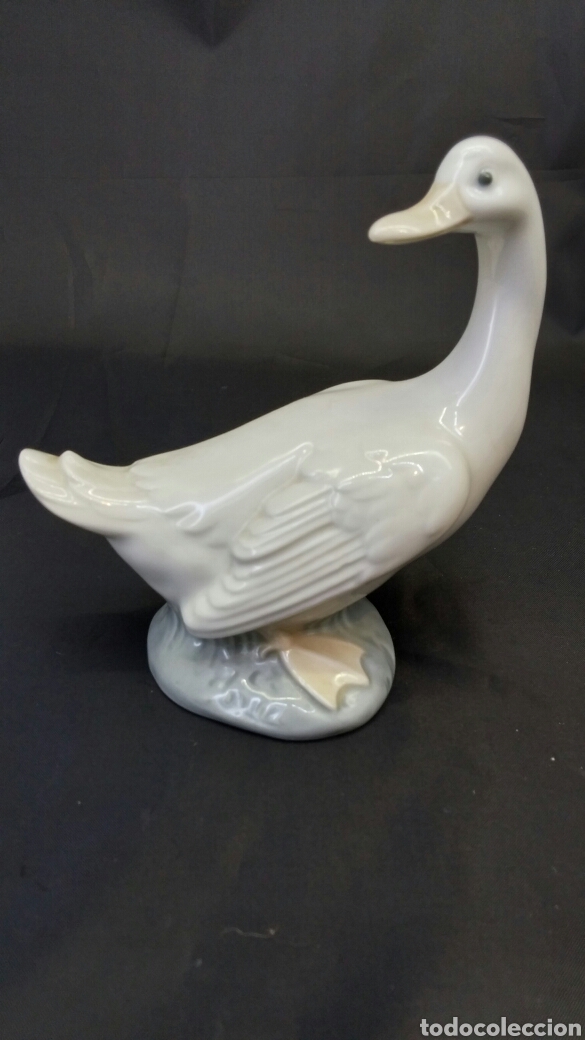 Antig&uuml;edades: Oca porcelana Nao - Foto 1