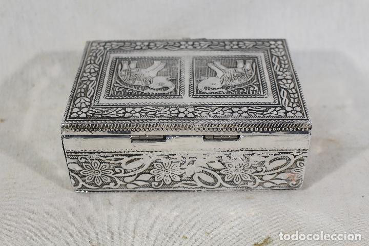 Antig&uuml;edades: caja joyero con plata nepal&iacute; - Foto 4