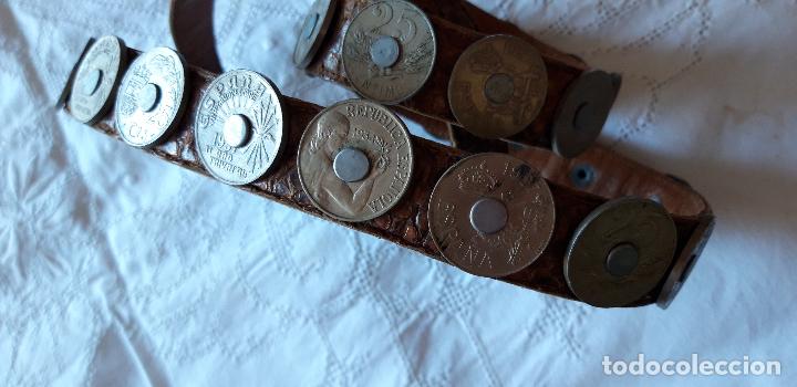 Antig&uuml;edades: Cintur&oacute;n de serpiente con monedas antiguas - Foto 4