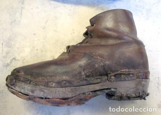 Antig&uuml;edades: Par de botas antiguas - Foto 5