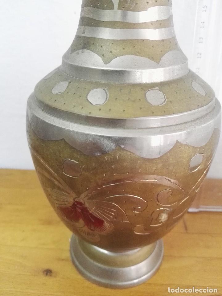 Antig&uuml;edades: Jarr&oacute;n de metal con policrom&iacute;a - Foto 5