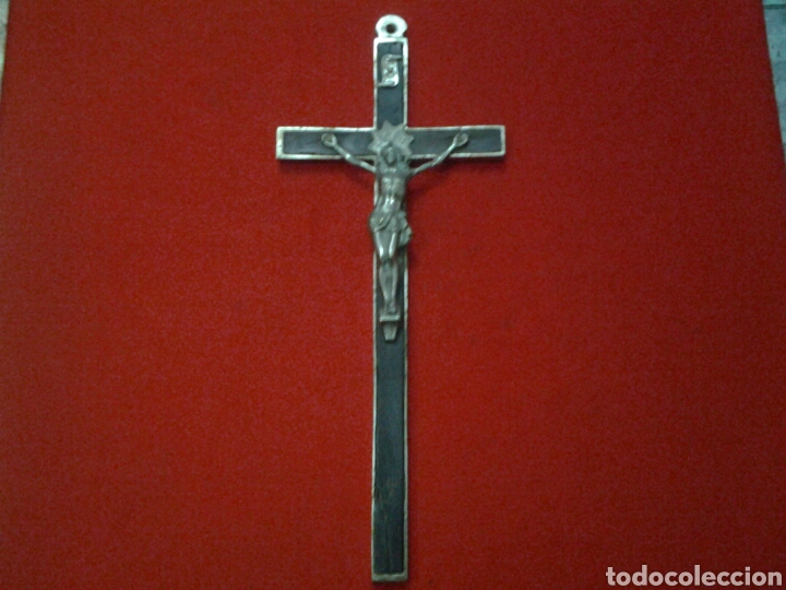 Antig&uuml;edades: Crucifijo antiguo - Foto 1