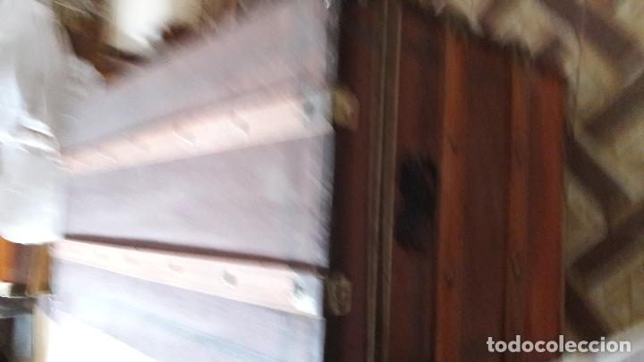 Antig&uuml;edades: PRECIOSO BAUL DE MADERA PINTADA - Foto 3