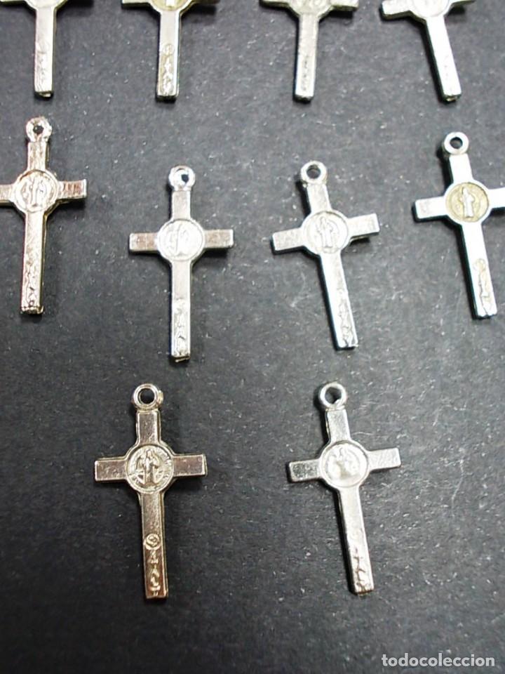 Antig&uuml;edades: Lote de 10 cruces plateadas - Foto 5