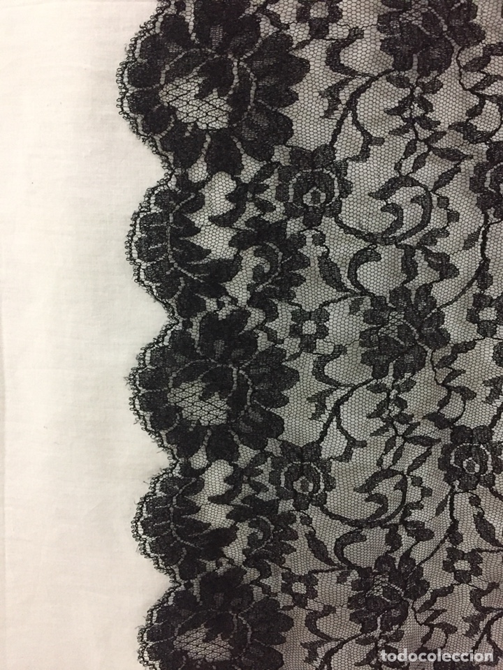 Antig&uuml;edades: Antigua mantilla negra - Foto 3