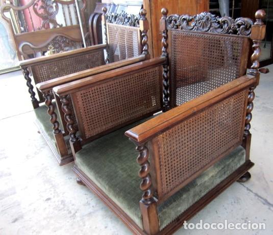 Antig&uuml;edades: Sofa con 2 sillones estilo renacimiento - Foto 2