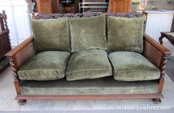 Antig&uuml;edades: Sofa con 2 sillones estilo renacimiento - Foto 5