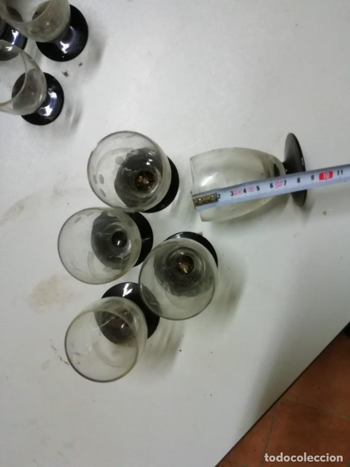Antig&uuml;edades: Juego de copas antiguas con el pie negro - Foto 9