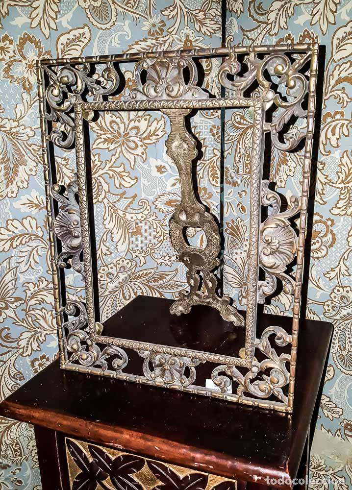 Antig&uuml;edades: MARCO DE BRONCE MACIZO - Foto 1