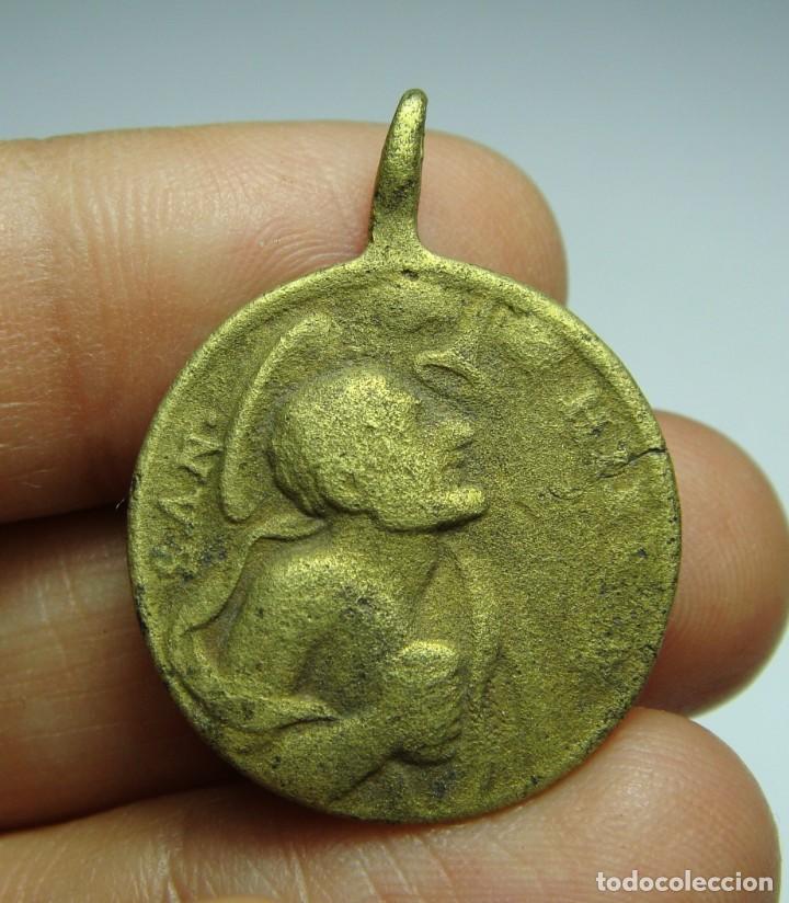 Antig&uuml;edades: Antigua Medalla Religiosa. - Foto 1