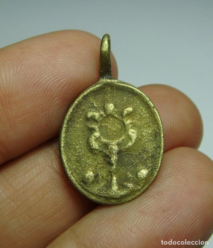 Antig&uuml;edades: Antigua Medalla Religiosa. - Foto 1