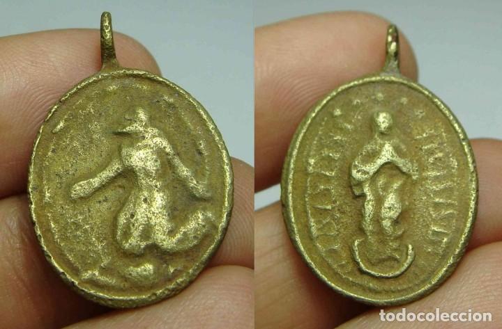 Antig&uuml;edades: Antigua Medalla Religiosa. - Foto 1