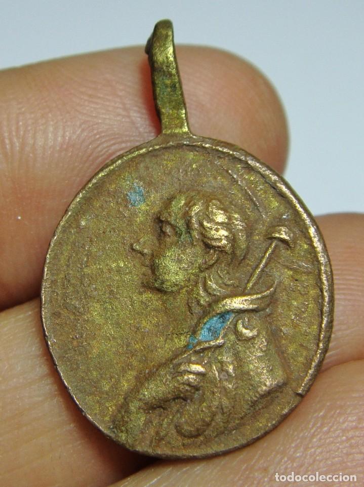 Antig&uuml;edades: Antigua Medalla Religiosa. - Foto 2