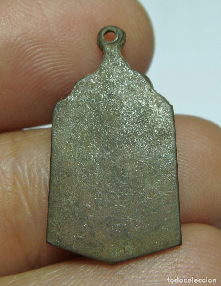 Antig&uuml;edades: Antigua Medalla Religiosa. - Foto 2
