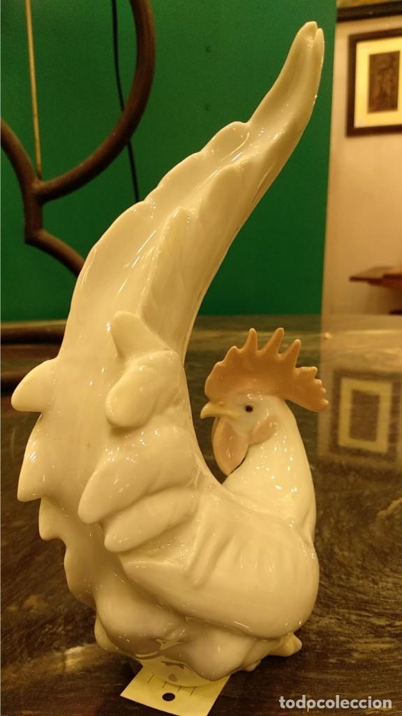 Antig&uuml;edades: Gallo LLADR&Oacute;- 60s - Foto 3