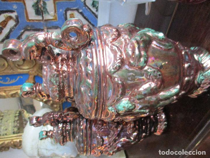 Antig&uuml;edades: Pareja de jarrones de reflejos (Triana) - Foto 7