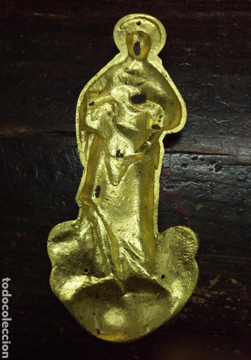 Antig&uuml;edades: Figura en bronce del SAGRADO CORAZON en relieve - Foto 4