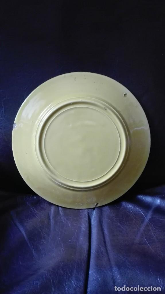 Antig&uuml;edades: Plato de cer&aacute;mica de Ja&eacute;n plano - Foto 2