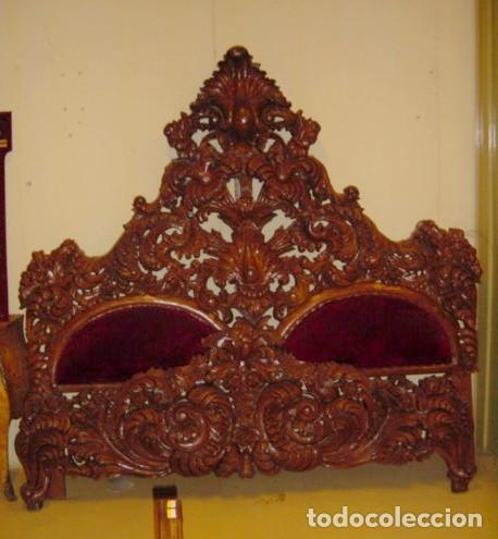Antig&uuml;edades: Cama real en madera tallada de palisandro, - Foto 1