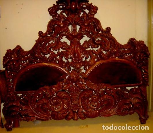 Antig&uuml;edades: Cama real en madera tallada de palisandro, - Foto 2