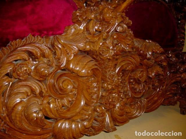 Antig&uuml;edades: Cama real en madera tallada de palisandro, - Foto 3