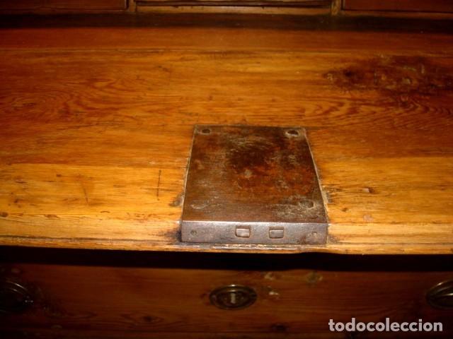 Antig&uuml;edades: Buro comoda rustico, antiguo del SXVIII - Foto 4
