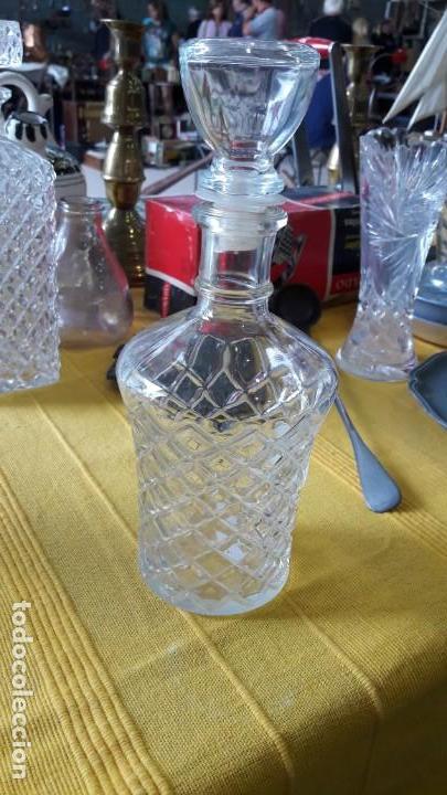 Oggetti Antichi: botella de cristal con tapon de cristal .