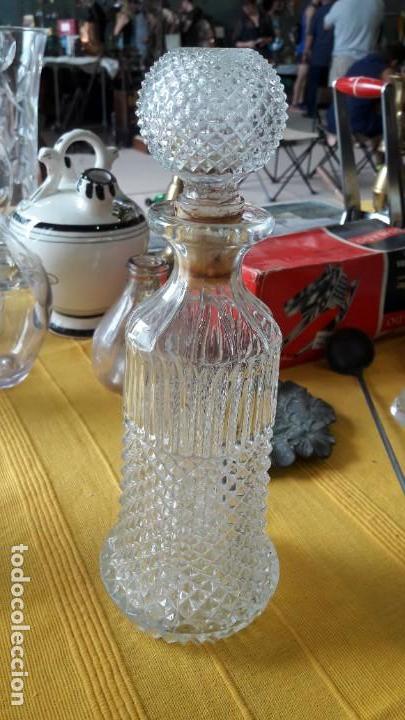 Oggetti Antichi: botella de cristal con tapon de cristal .