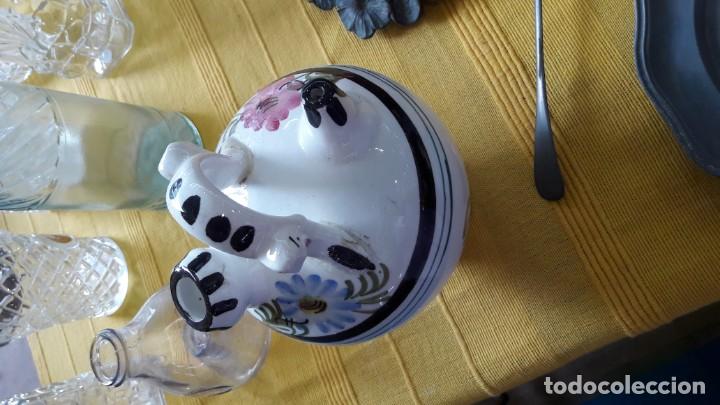Antig&uuml;edades: botijo de ceramica - Foto 2