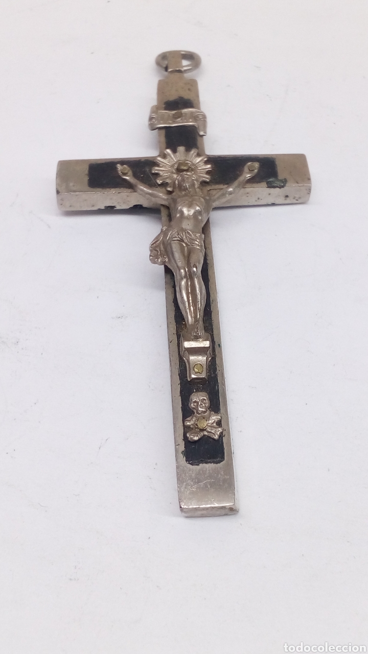Antig&uuml;edades: Cruz metalico y madera - Foto 2