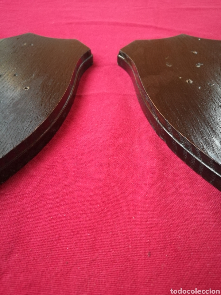 Antig&uuml;edades: METOPAS EN MADERA ESCUDOS CORNAMENTAS - Foto 2