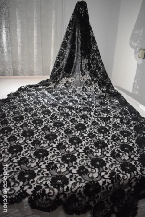 Antig&uuml;edades: mantilla blonda gran tama&ntilde;o - Foto 5