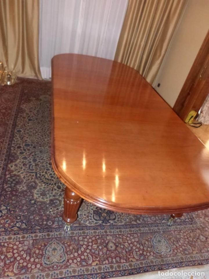 Antig&uuml;edades: Mesa Inglesa estilo victoriano de manivela - Foto 6