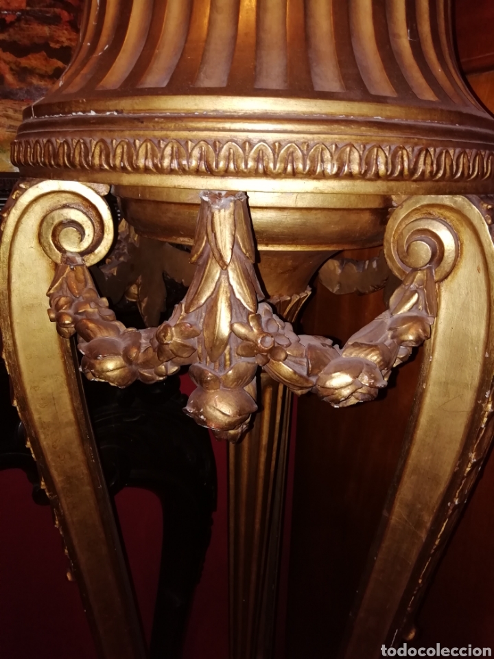 Antigüedades: Pedestal en madera tallada y dorada siglo XIX estilo Luís XVI - Foto 2 - 151239124